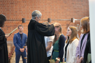 Segnung bei der Feier 2024